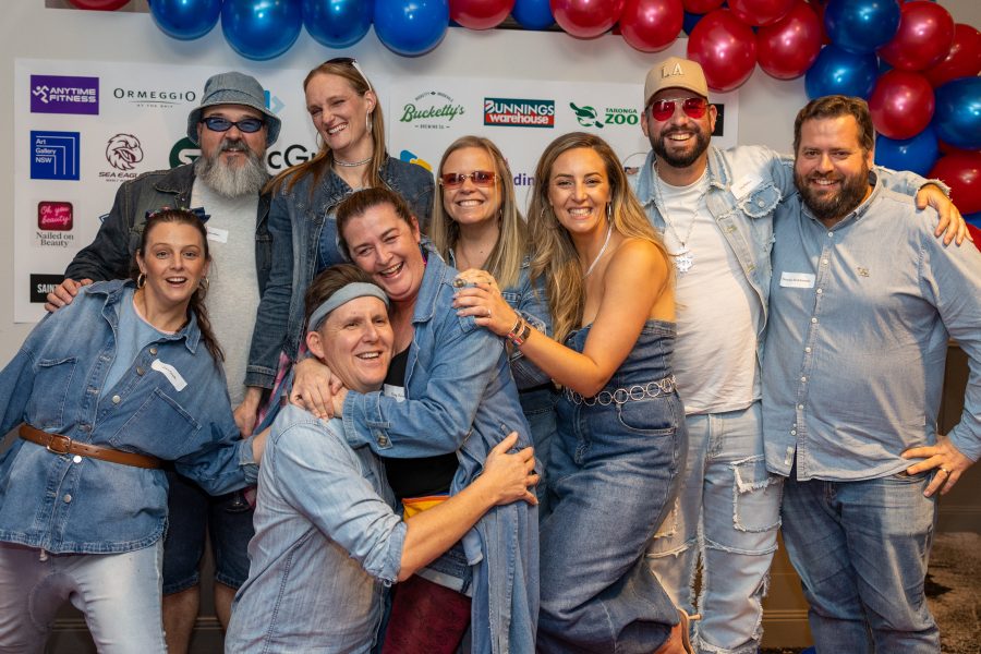 Corporate quiz night team building activity with staff competing in trivia